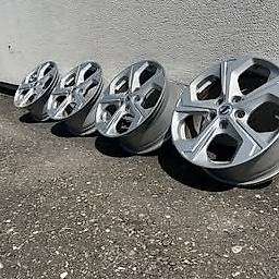 Nissan Original Felgen