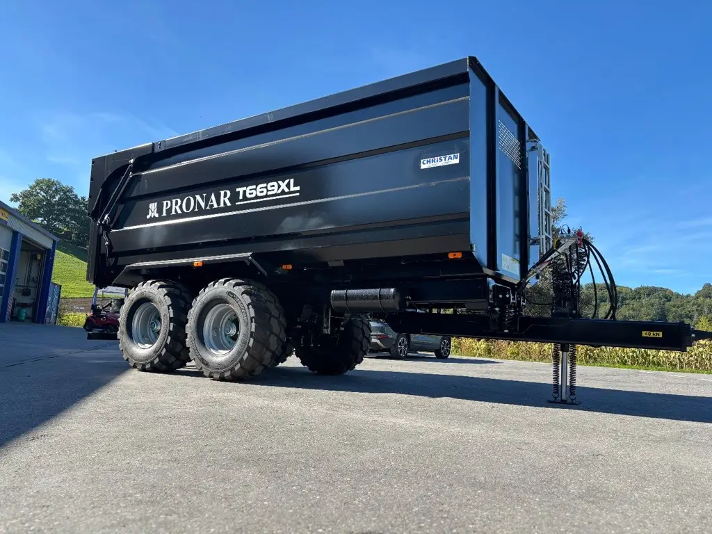 Remorque monocoque / Muldenkipper Pronar T669XL