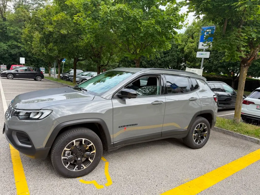 JEEP Compass 1.3 Outdoor 4xe