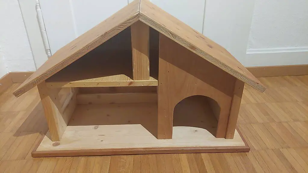 Spielhaus aus Holz 70x40x44