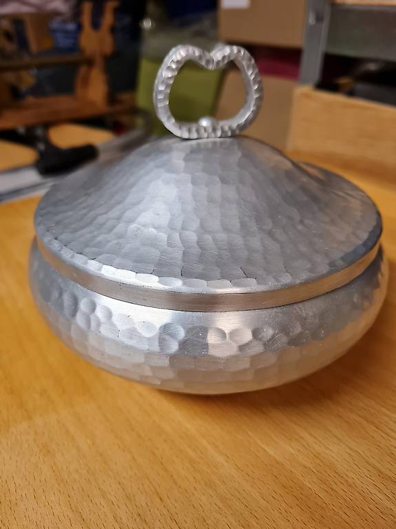 SIGG Schale mit Deckel Dose handgehämmert