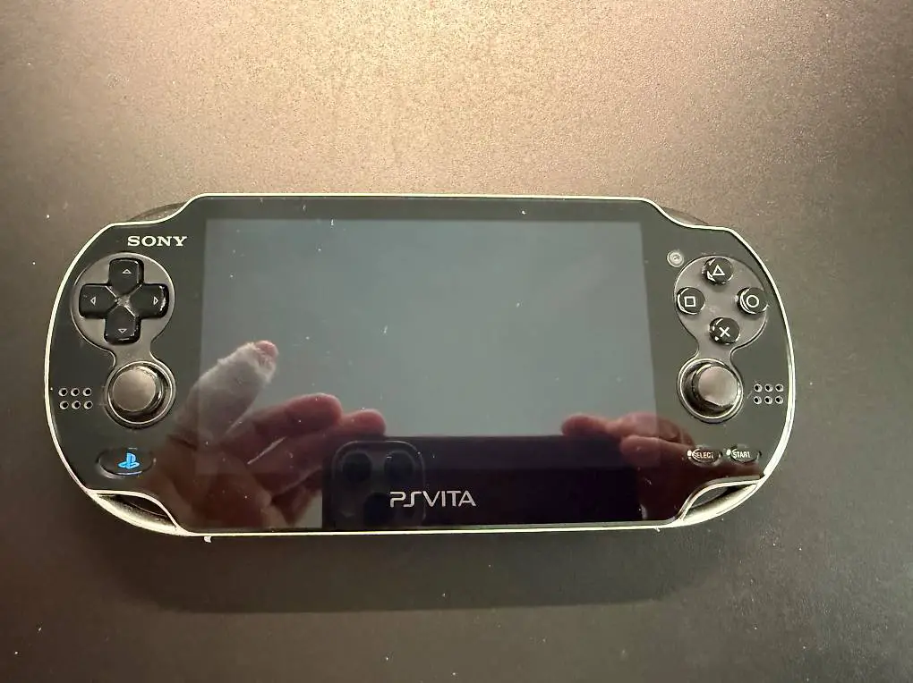 Playstation Vita / Custom Firmware / 128GB / PSP / SD2Vita