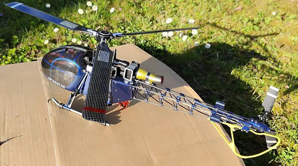 Helikopter Walkera 4F200LM mit Fernsteuerung