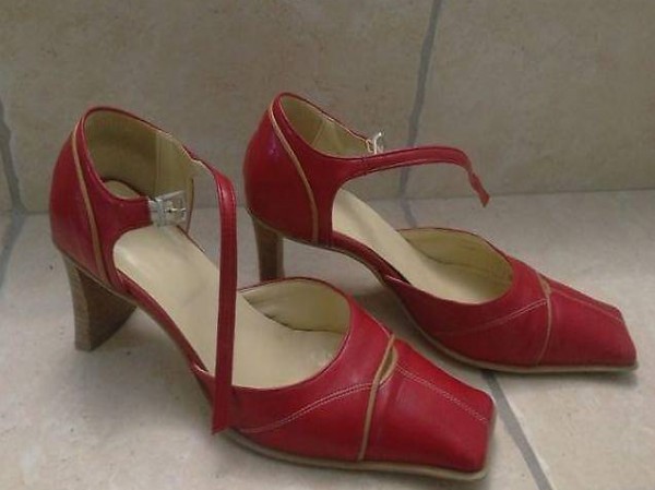 Chaussures rouges no 38