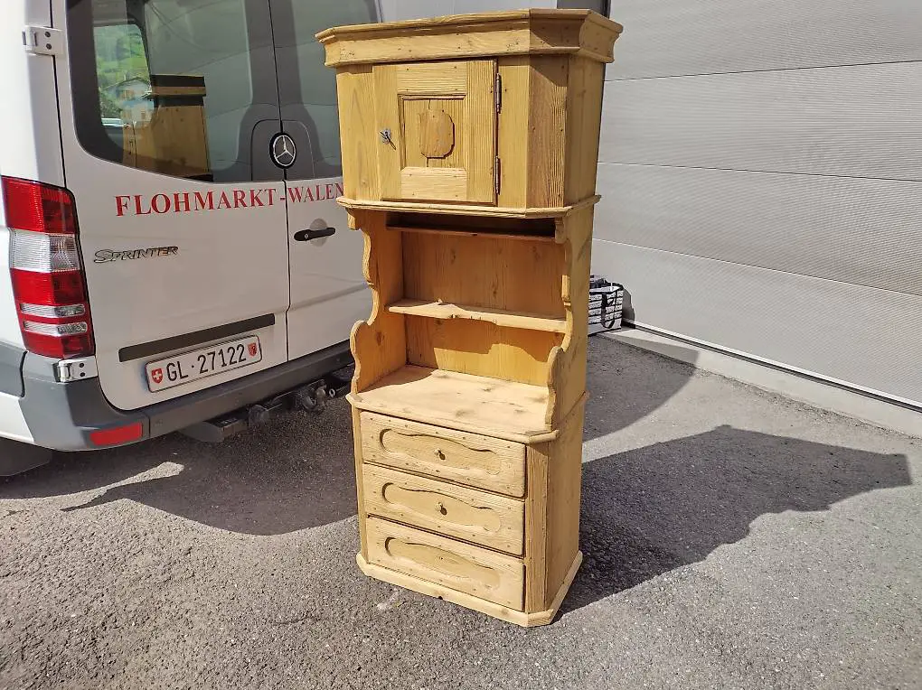 Antikes Buffet Gänterli aus Fichten - Tanne Massivholz roh