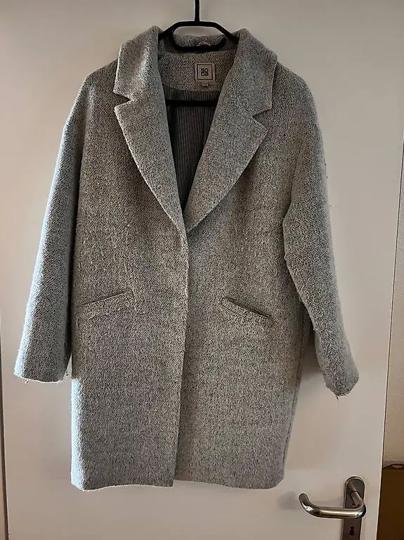Damenmantel in Grau
