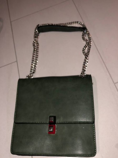 Nuova borsa a mano o tracolla regolabile