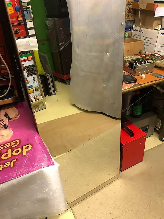 von Kleiderschrank grosse Spiegeltüre aus Wohnungsauflösung