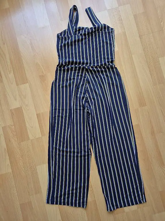 Hosenanzug Grösse 152