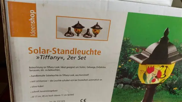 2 Solar-Standleuchten, Modell Tiffany-Look, Handbemalt