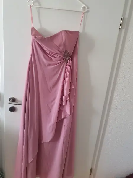 Schöne Rosa Abend/hochzeitskleid