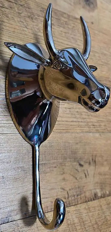 Wandhaken Kuh /Antilope silber poliertes Aluminium