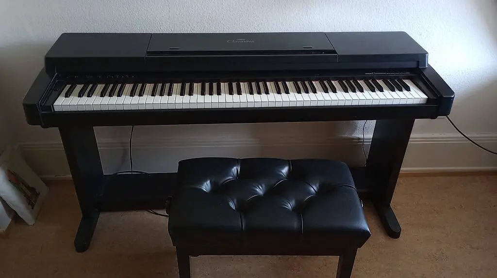 Yamaha Elektro Klavier Clavinova