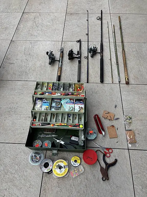 Angelset mit viel Zubehör
