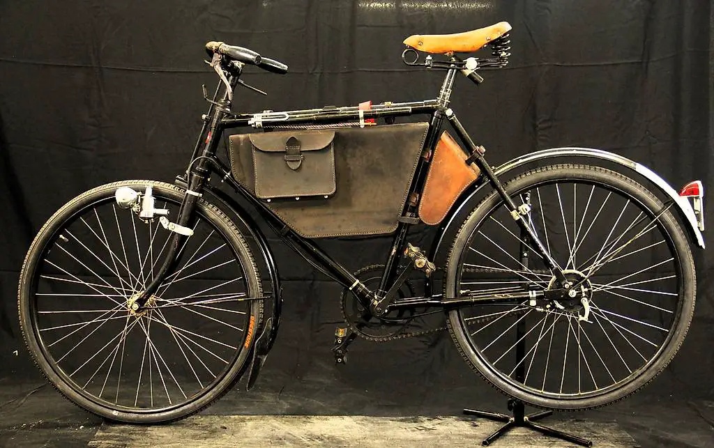 Klassisches Herrenvelo der Marke Schweizer Armee, B23/217