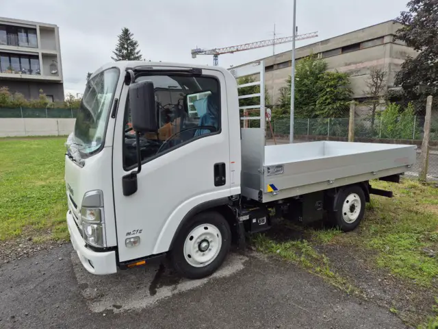 ISUZU, M21 TT Single Nees, Brücke/Pritsche