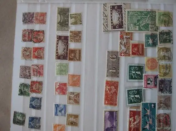 Briefmarken Schweiz uralt 2 mit Perfins