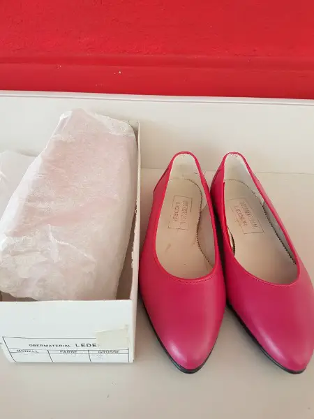 Pinke Ballerinas aus Leder, nie getragen, Grösse 38