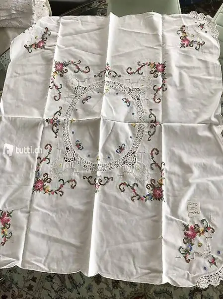 Tischdecke Handarbeit 80x80cm