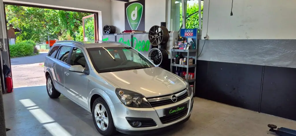 OPEL Astra Caravan 1.8i 16V 125 Edition