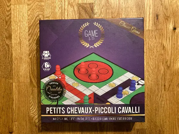 Brettspiel: Petit Chevaux (Eile mit Weile) - NEU