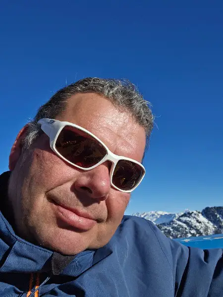 Suche Affähre oder etwas festes