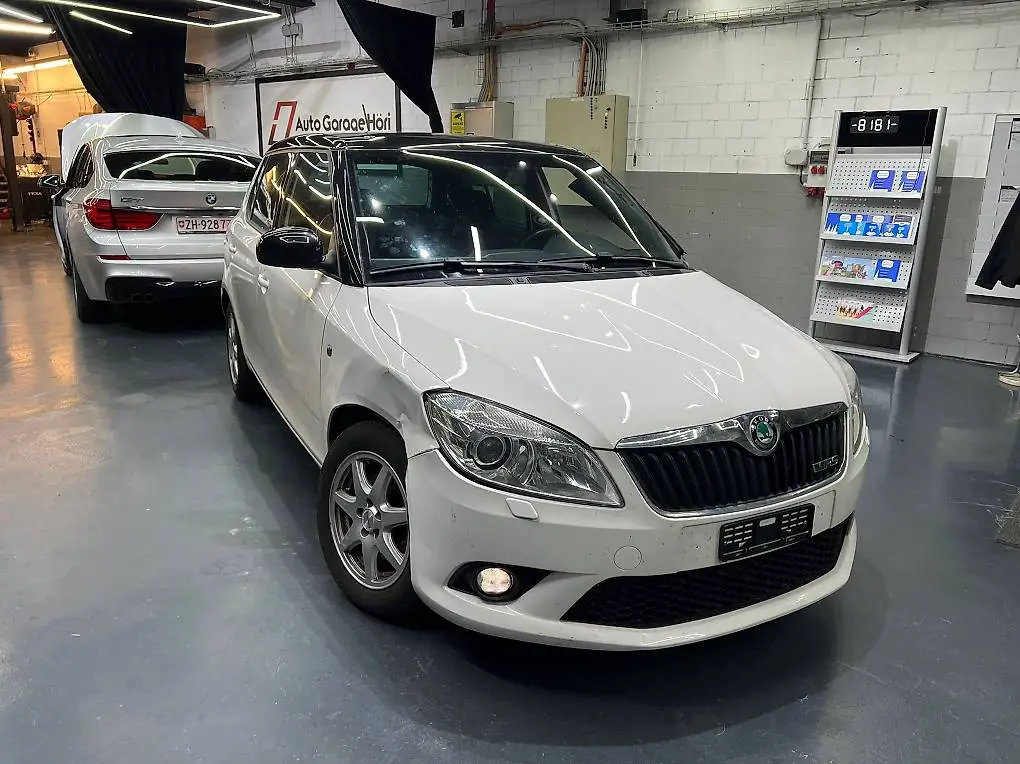 Skoda Fabia RS DSG 180PS Seitenschaden180PS Seitenschaden