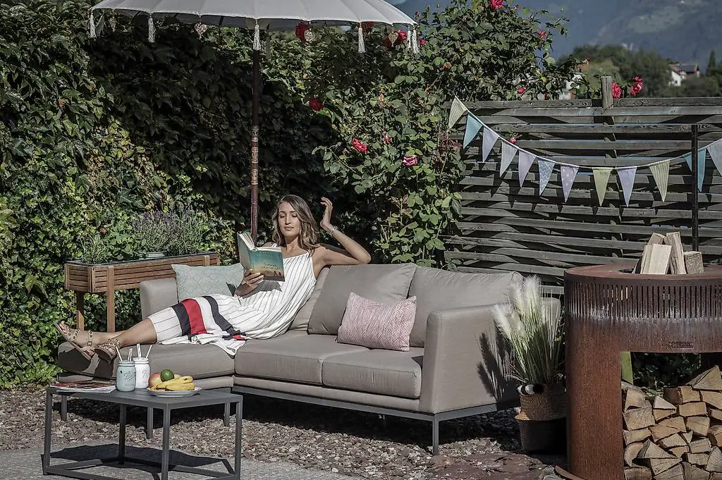 Gartenlounge - Gartenmöbel - Polstermöbel für draussen