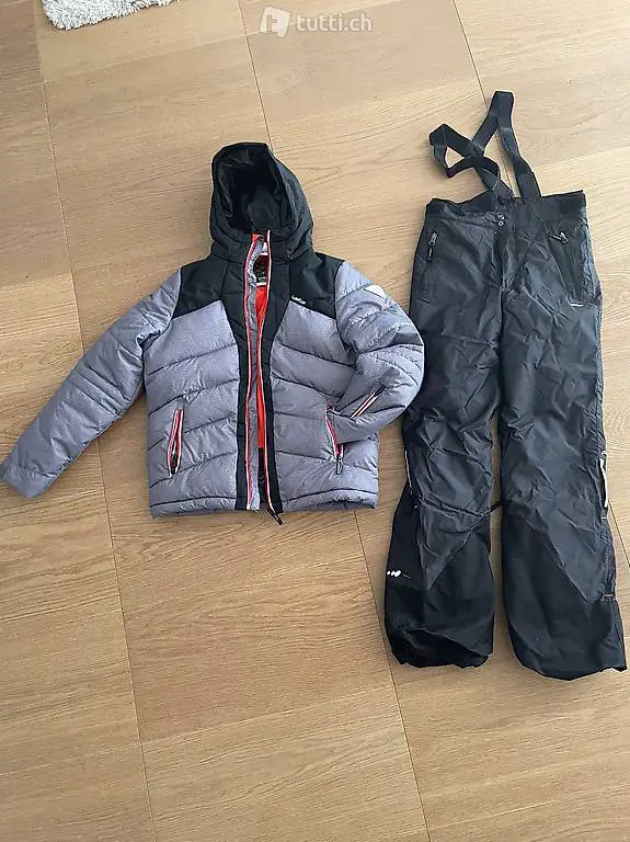 Schneeanzug Neuwertig Gr. 142-152