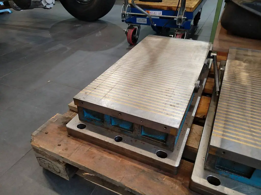 Magnetplatte Spannplatte Schleifmaschine