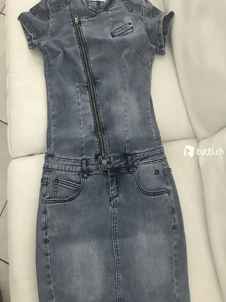 Neues Jeanskleid Gr. 34