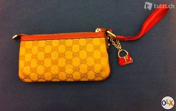 Gucci pochette * Comme neuf