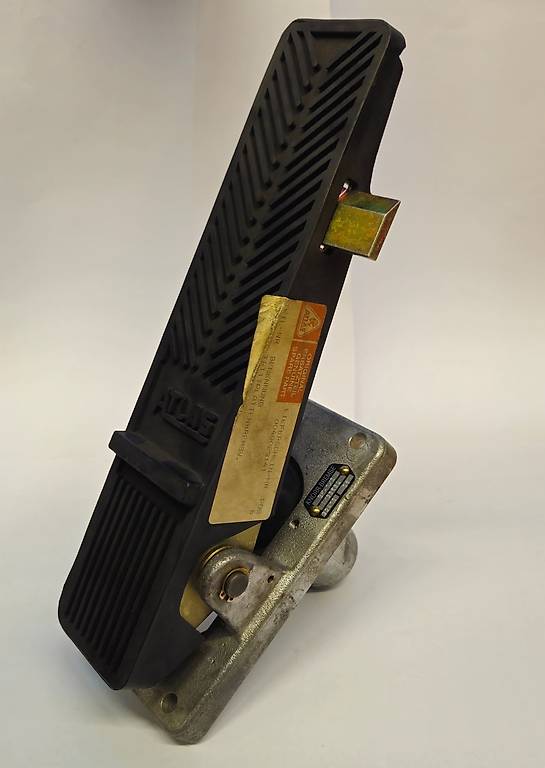 Trittplattenbremsventil Atlas