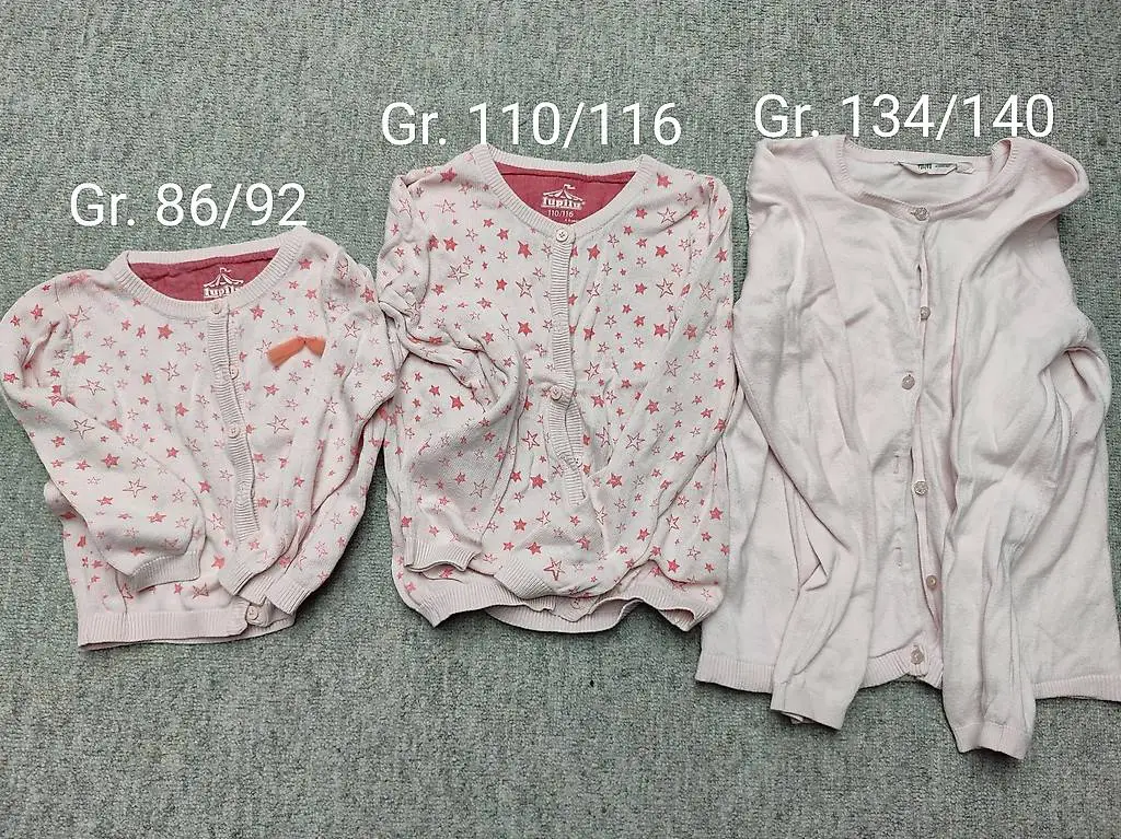 Feinstrick-Jäckli Gr. 86/92, 110/116, 134/140