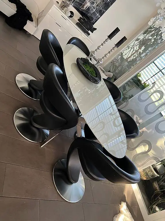 Tisch mit 6 Designer Stühle von Rolf Benz