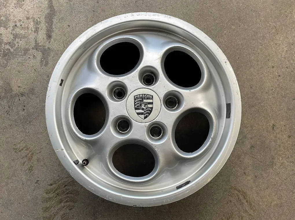PORSCHE 928 Aluminiumfelgen 928.361.016.00