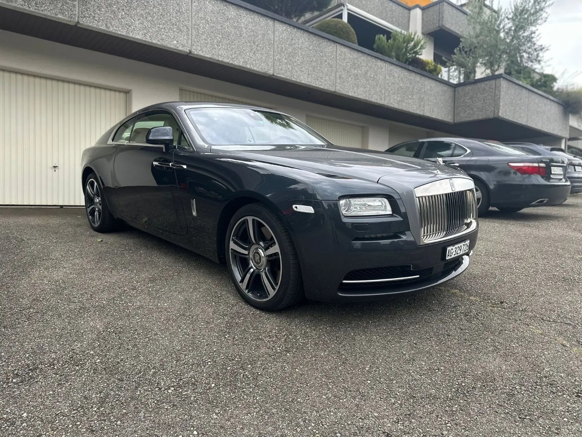 rolls royce wraith 6.6 v12
