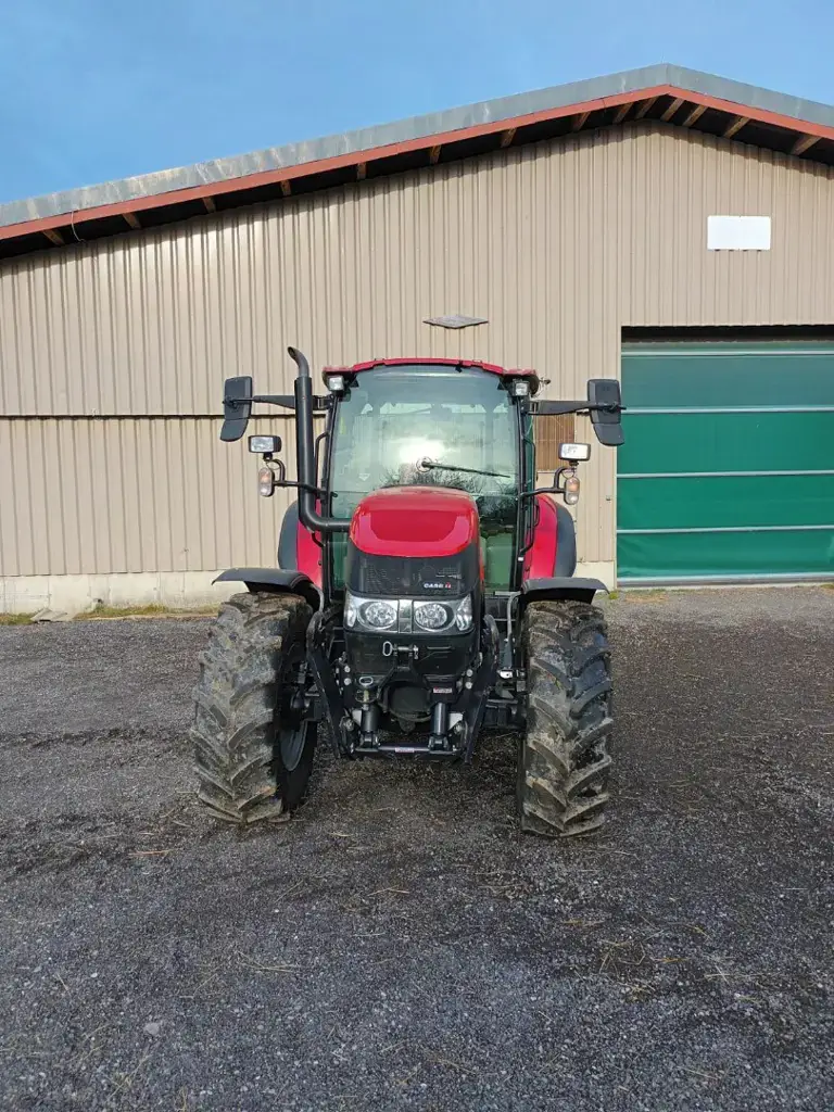Case IH Farmall 85C