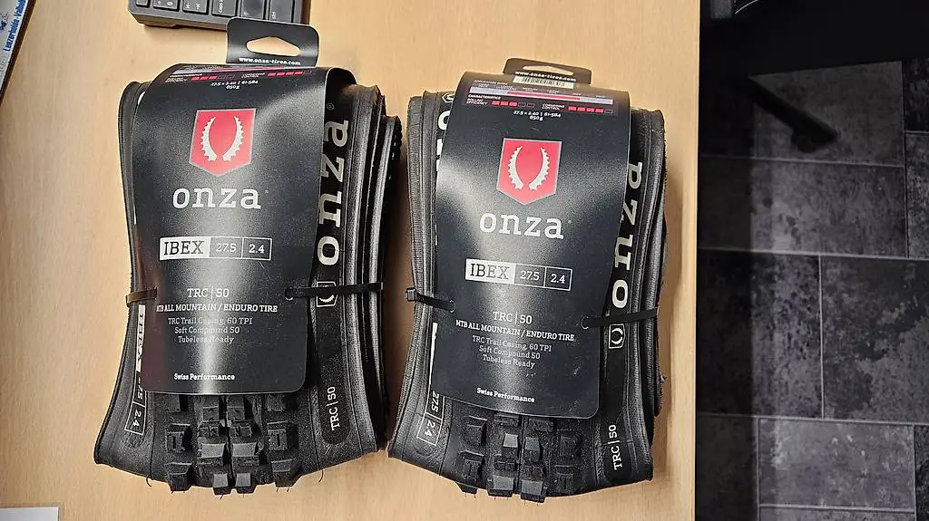 Onza Ibex 27.5x2.4 TRC