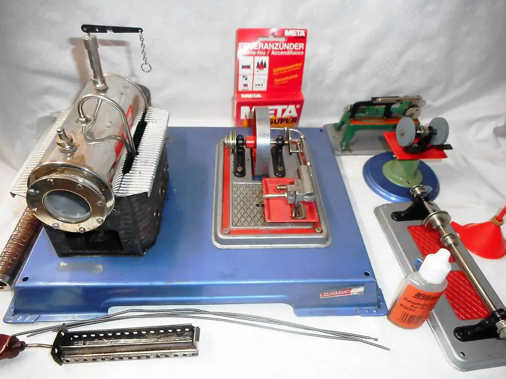 Dampfmaschine Wilesco D12 Zubehör drei Antriebsmodelle