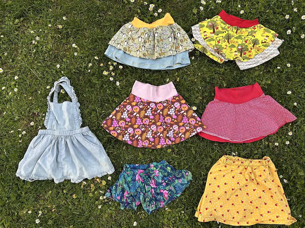 Röcke / Jupes Gr 104