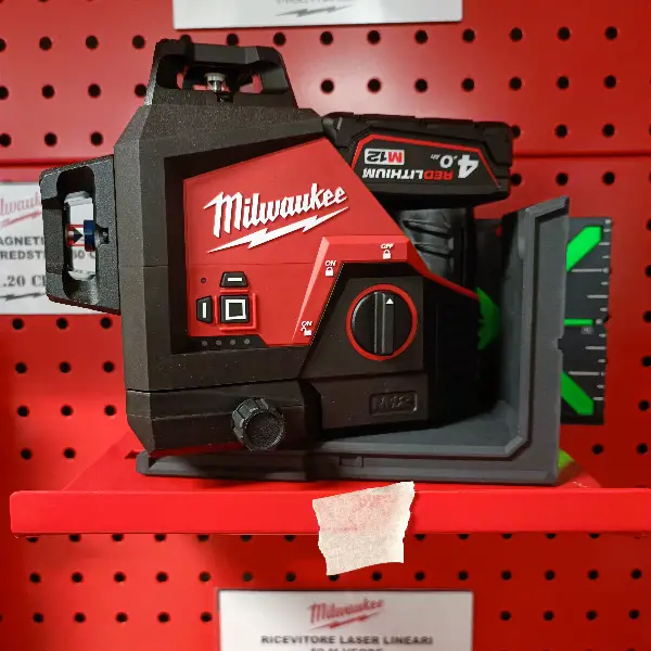 livella laser a batteria MILWAUKEE