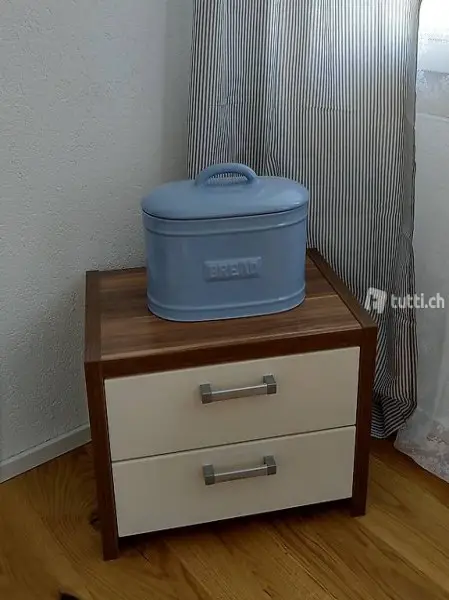 2 Nachtkasten Schränkchen