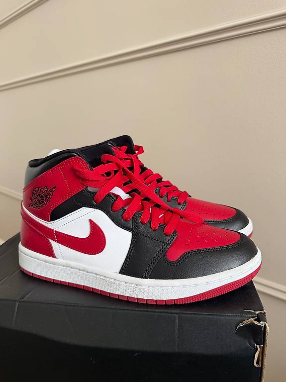 Jordan 1 mid Alternate Bred Nr. 38.5