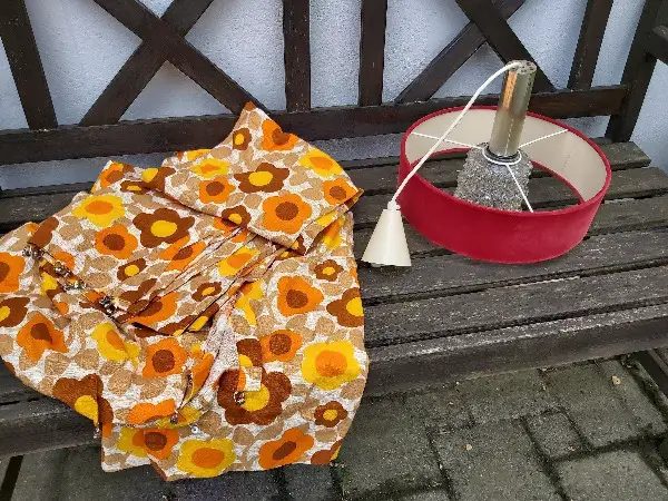 Ostalgie purVorhänge und 1 Lampe