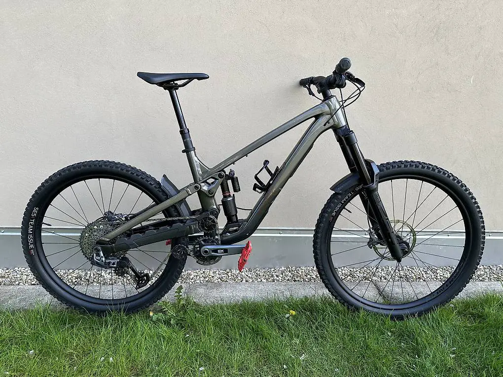 Trek Slash 9 GX AXS T-Type Gen 6 - Mullet MTB Fully 2024