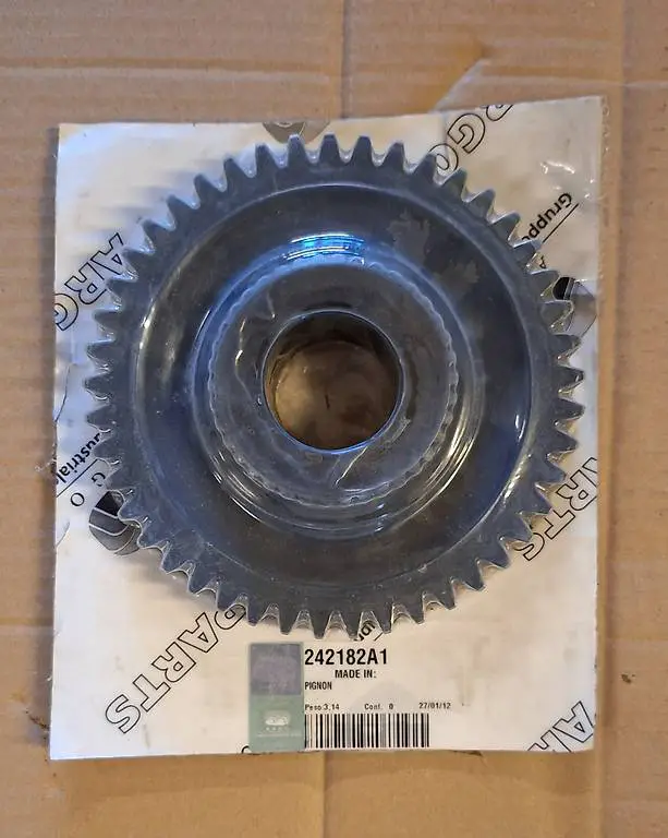 Neue Ersatzteile zu Case IH CX Serie (242182A1, 254508A2)