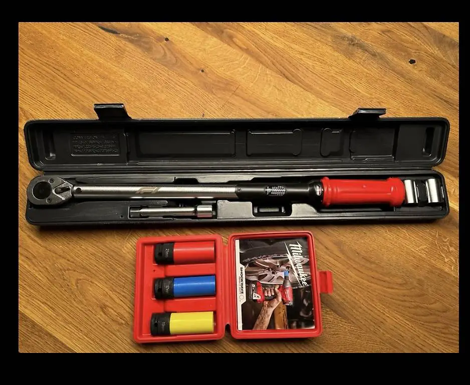 Drehmomentschlüssel TW210 Der Formula 1