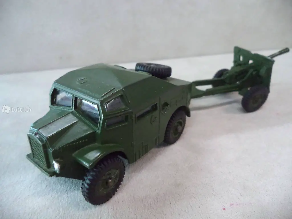 TINKY TOYS 688 Artellery Tractor mit Kanone 1:43 1:43