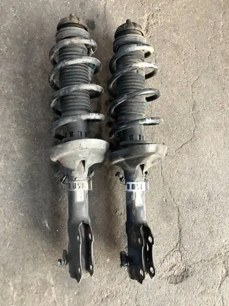  Stossdämpfer mit Feder von VW Polo 6N1 1,4l 16V